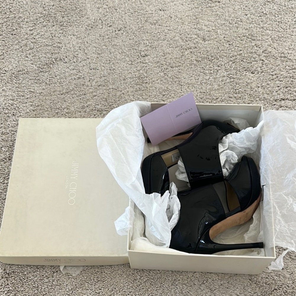 Jimmy Choo size 7 sandal, heel, black patent leather with box